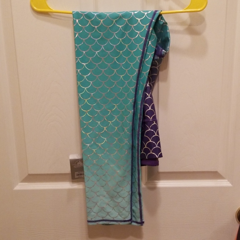 NWT Disney Mermaid leggings XL